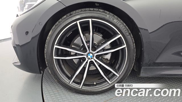 BMW 3-Series из Кореи Encar