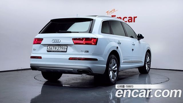 Audi Q7 45 TFSI Quattro — пробег 145 093 км — фото 2 из 5