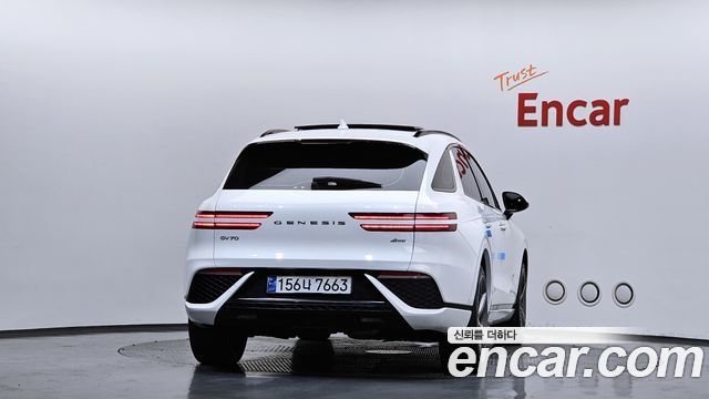 Genesis GV70 из Кореи Encar