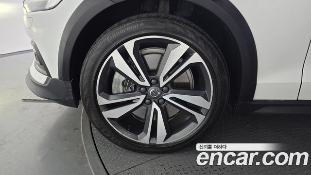 Volvo V60 из Кореи Encar