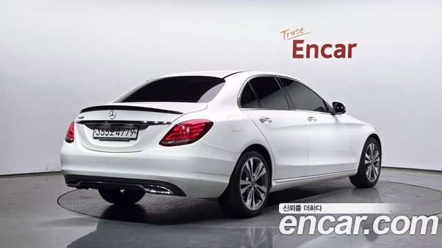 Mercedes-Benz C-Class из Кореи Encar