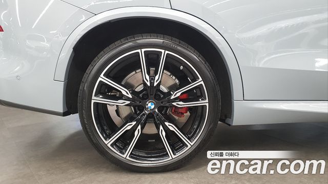 BMW X5 M60i — пробег 6 852 км — фото 5 из 5