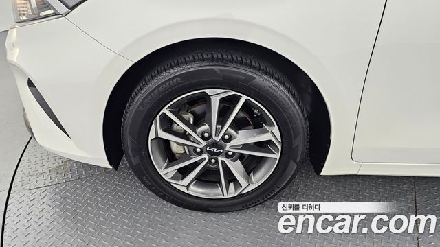 Kia K3 из Кореи Encar