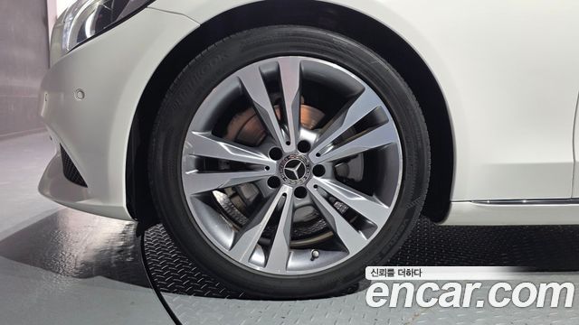 Mercedes-Benz C-Class из Кореи Encar