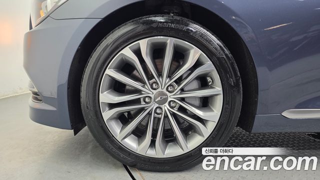 Hyundai Genesis из Кореи Encar