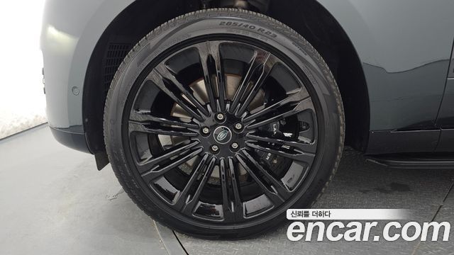 Land Rover Range Rover P530 Autobiography Long Wheel Base — пробег 42 937 км — фото 5 из 5