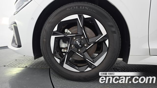 Kia K5 из Кореи Encar