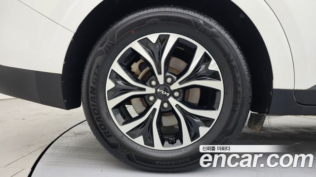 Kia Carnival 9-Seater Prestige — пробег 98 583 км — фото 5 из 5