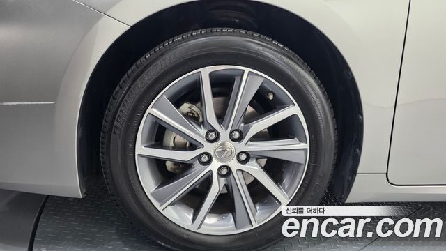 Lexus ES из Кореи Encar