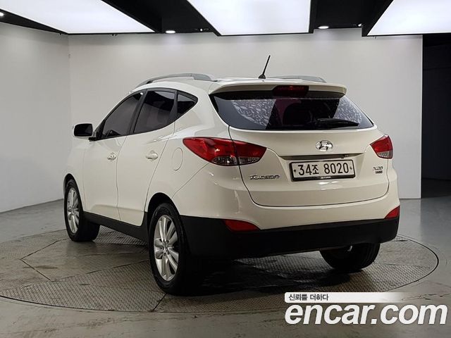 Hyundai Tucson Diesel 2WD X20 Special Pack — пробег 204 021 км — фото 3 из 5
