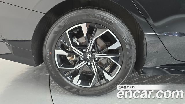 Hyundai Sonata 2.0 Premium — пробег 27 786 км — фото 5 из 5
