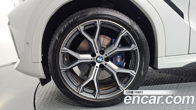 BMW X6 xDrive40i M Sport — пробег 43 112 км — фото 5 из 5