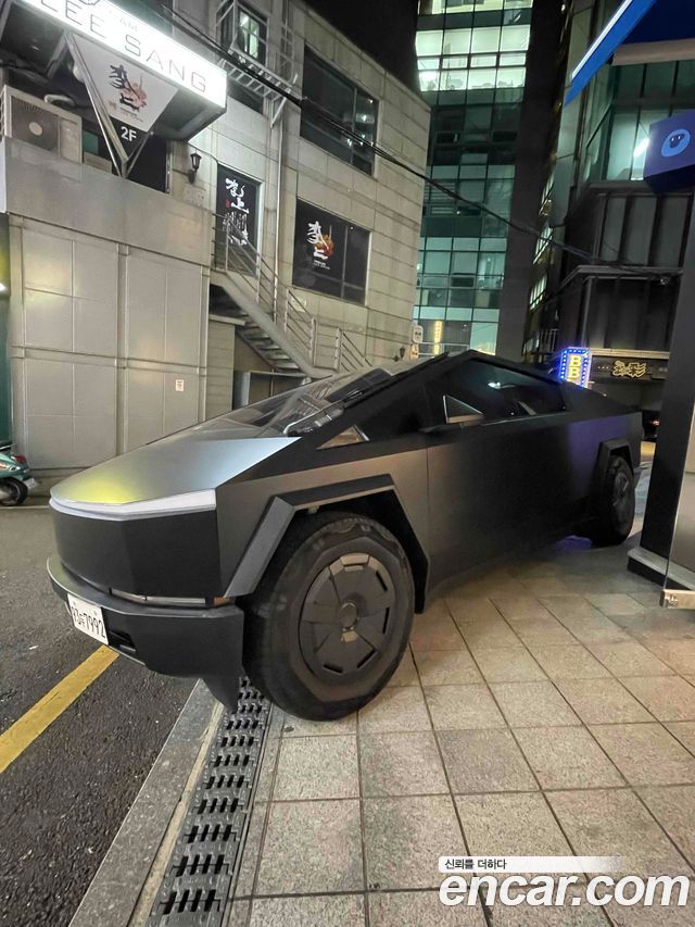 Tesla Cybertruck Cyberbeast — пробег 4 000 км — фото 1 из 5