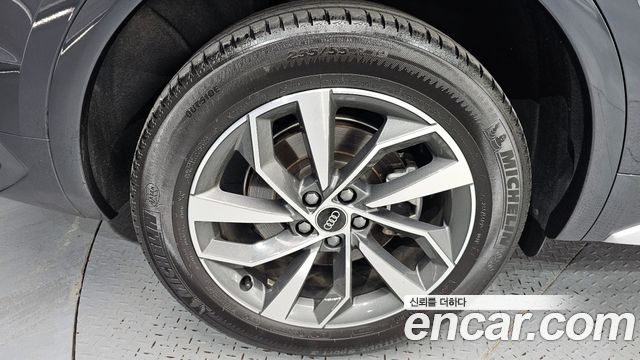 Audi Q5 45 TFSI Quattro Sportback — пробег 22 566 км — фото 5 из 5