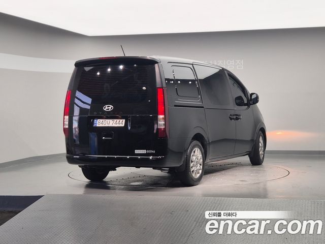 Hyundai Staria из Кореи Encar