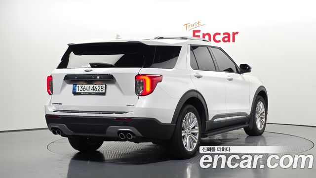 Ford Explorer 3.0 PHEV — пробег 72 779 км — фото 2 из 5