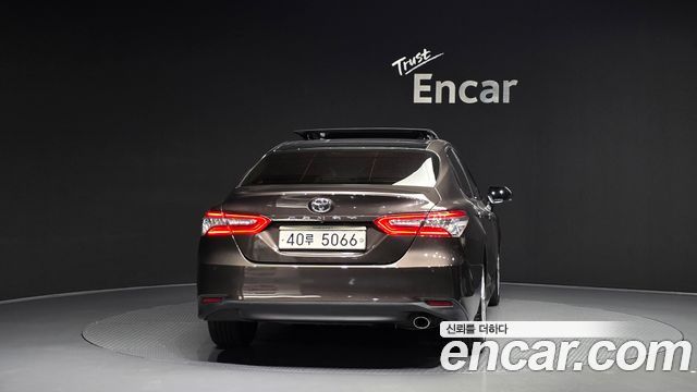 Toyota Camry 2.5 — пробег 76 645 км — фото 4 из 5
