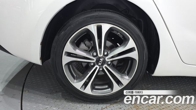 Kia K3 из Кореи Encar