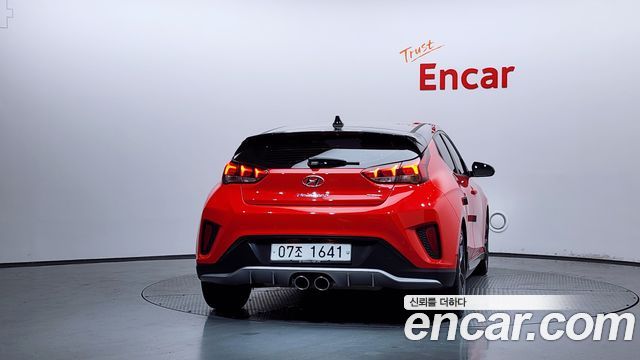 Hyundai Veloster 1.6 Turbo Sport Core — пробег 91 752 км — фото 4 из 5