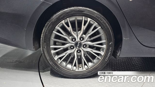 Kia K3 из Кореи Encar