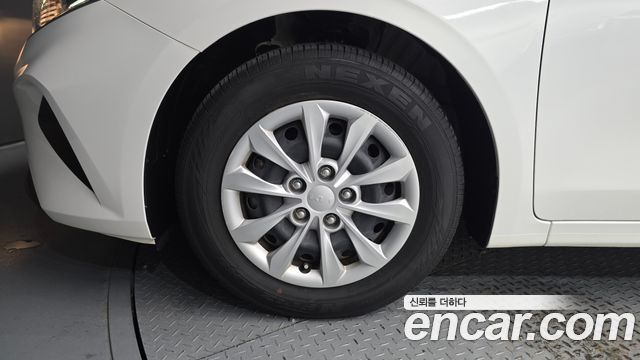 Kia K3 из Кореи Encar