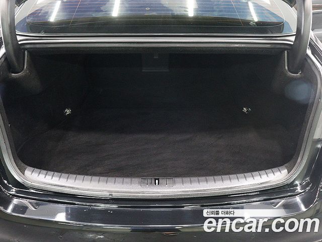 Hyundai Genesis из Кореи Encar