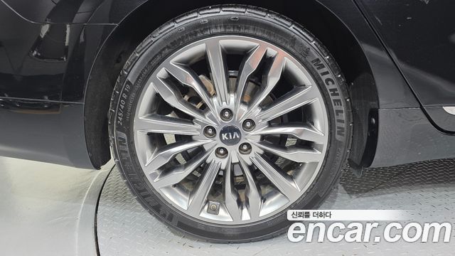Kia K7 из Кореи Encar