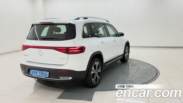 Mercedes-Benz EQB из Кореи Encar