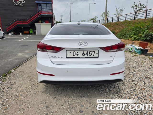 Hyundai AVANTE из Кореи Encar