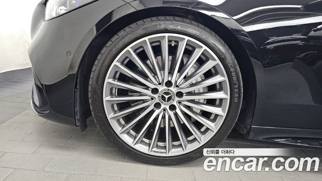 Mercedes-Benz C-Class C300 4MATIC AMG Line — пробег 28 644 км — фото 5 из 5