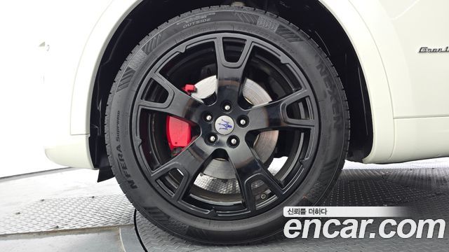 Maserati Levante из Кореи Encar