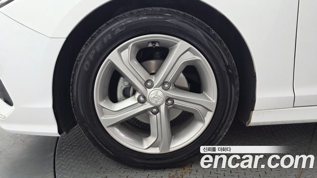 Hyundai Sonata 2.0 Smart — пробег 186 918 км — фото 5 из 5