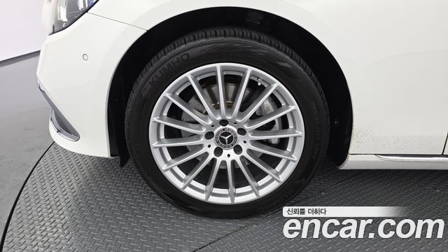 Mercedes-Benz E-Class из Кореи Encar