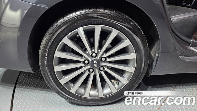 Kia K7 из Кореи Encar