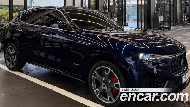 Maserati Levante 3.0 AWD GranSport — пробег 31 800 км — фото 4 из 5