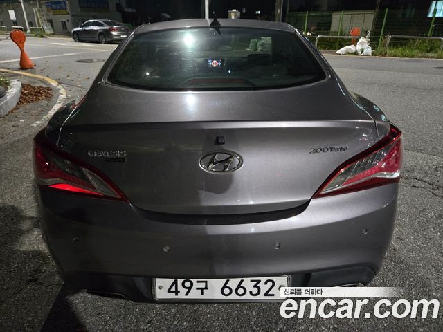 Hyundai Genesis 200 Turbo P — пробег 179 000 км — фото 5 из 5
