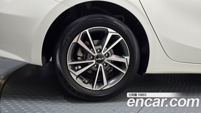 Kia K3 из Кореи Encar