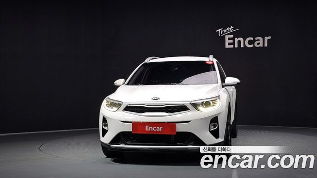 Kia Stonic из Кореи Encar