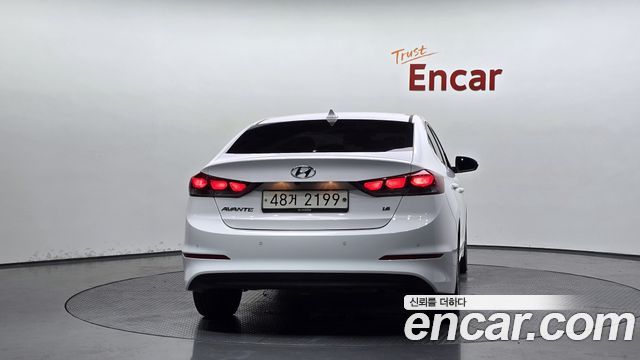 Hyundai AVANTE из Кореи Encar