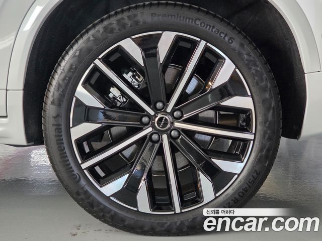 Volvo XC90 T8 Ultra Bright Hybrid — пробег 8 225 км — фото 5 из 5
