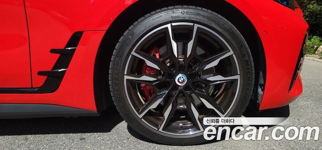 BMW i4 M50 Pro Special Edition — пробег 24 800 км — фото 5 из 5