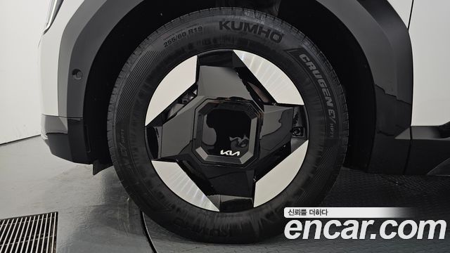 Kia EV9 из Кореи Encar