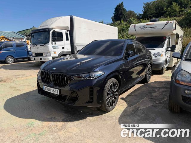 BMW X6 xDrive40i M Sport — пробег 8 162 км — фото 2 из 5