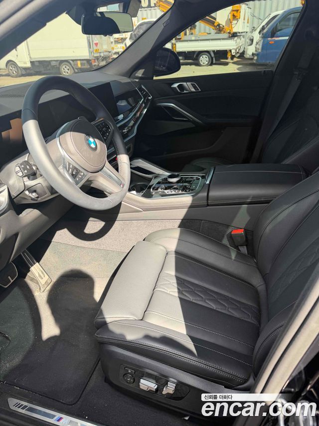 BMW X6 xDrive40i M Sport — пробег 8 162 км — фото 5 из 5