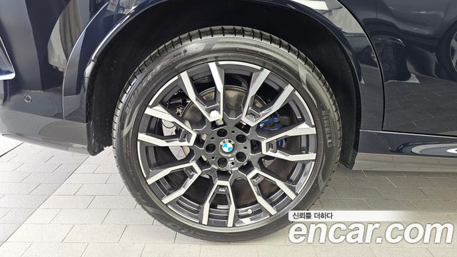 BMW X6 xDrive40i M Sport — пробег 8 177 км — фото 5 из 5
