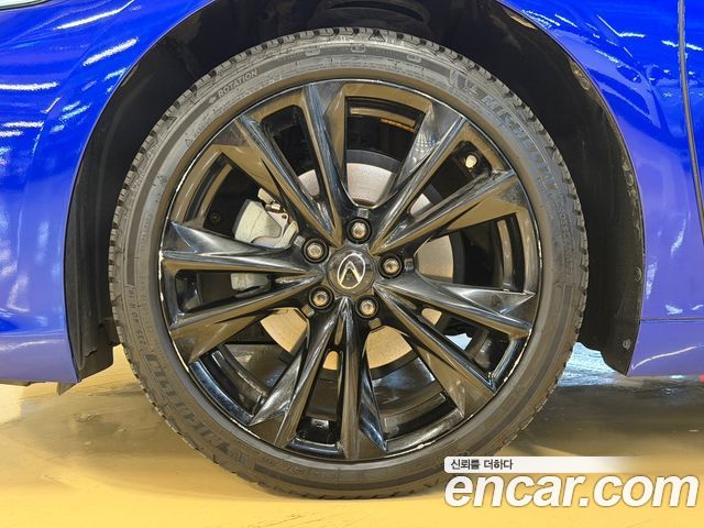 Lexus ES F-Sport — пробег 48 500 км — фото 5 из 5