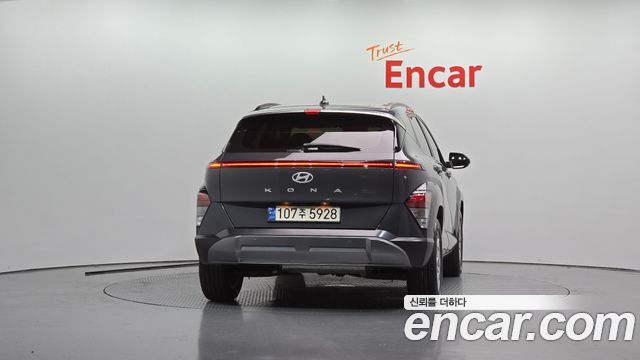 Hyundai Kona Premium — пробег 28 376 км — фото 4 из 5