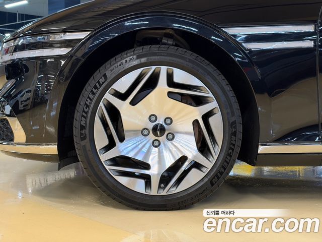 Genesis G90 Gasoline 3.5 Turbo e-S/C AWD LWB — пробег 20 960 км — фото 5 из 5