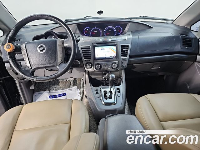 Ssangyong KORANDO 4WD LT 11-seater — пробег 138 000 км — фото 5 из 5