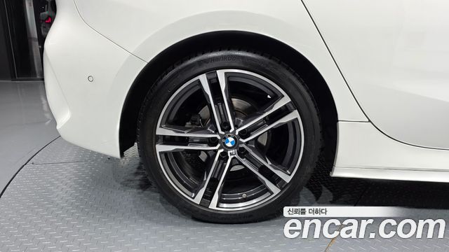 BMW 1-Series из Кореи Encar